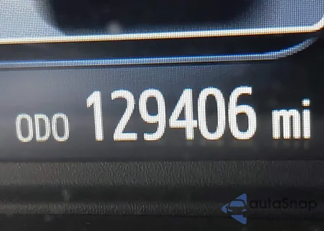 2018 Toyota Sienna Se 8 Passenger z USA, uszkodzony, nr VIN 5TDXZ3DC9JS925501